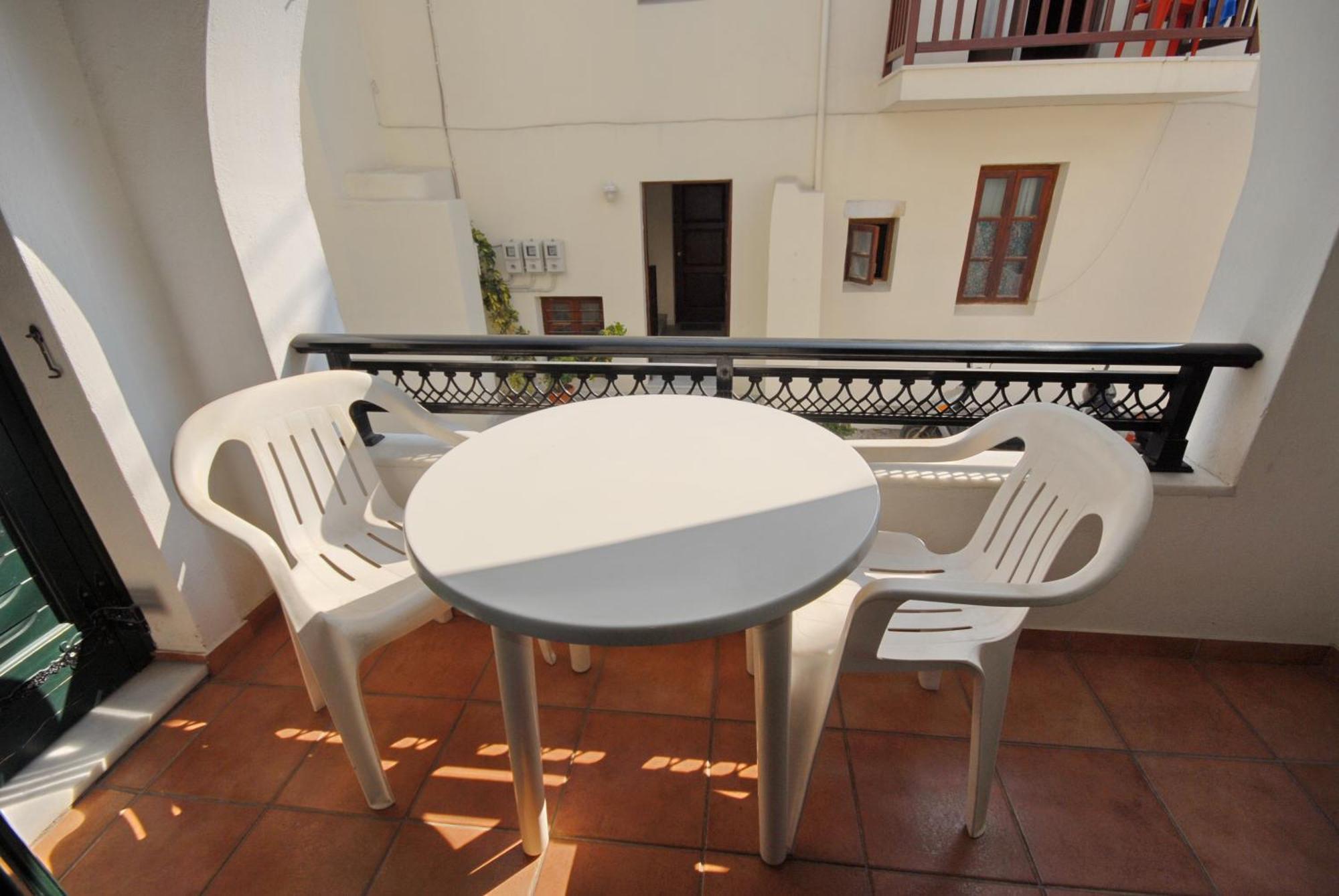 Jason Studios & Apartments Naxos City Экстерьер фото