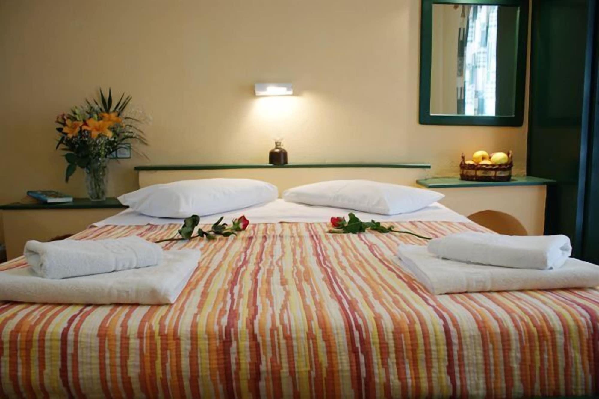 Jason Studios & Apartments Naxos City Экстерьер фото