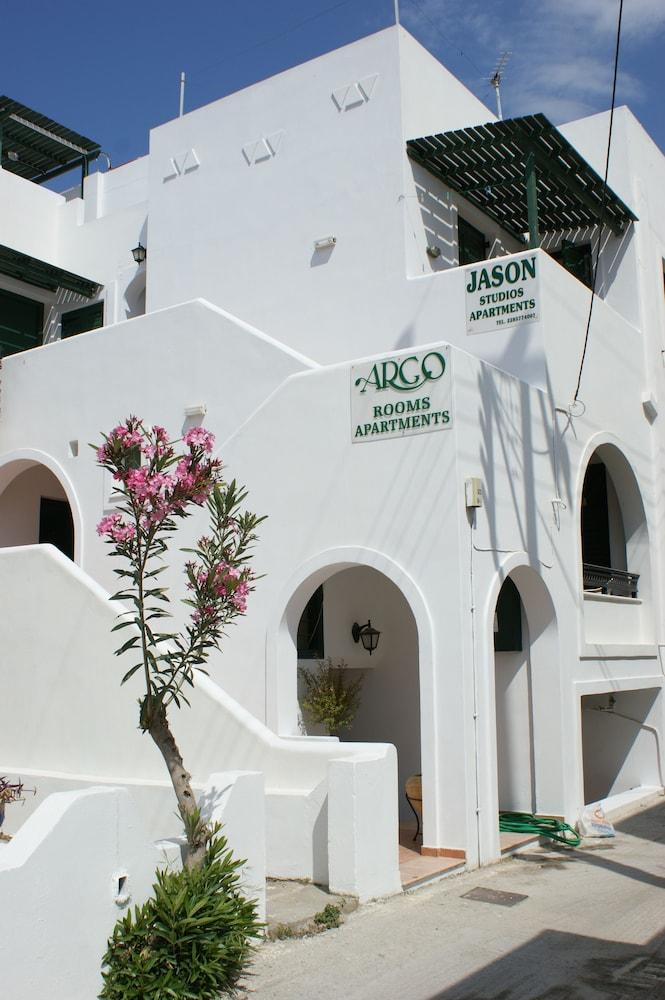 Jason Studios & Apartments Naxos City Экстерьер фото