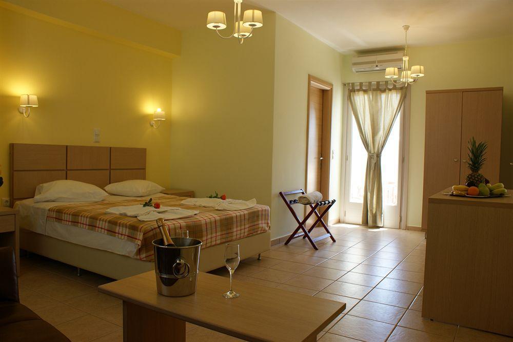 Jason Studios & Apartments Naxos City Экстерьер фото