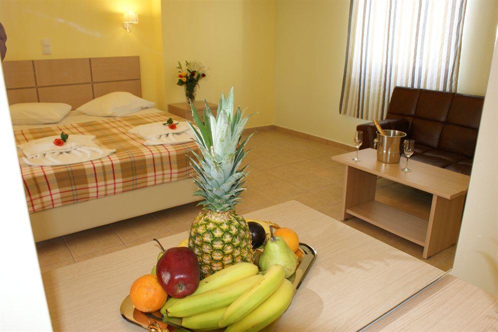 Jason Studios & Apartments Naxos City Экстерьер фото