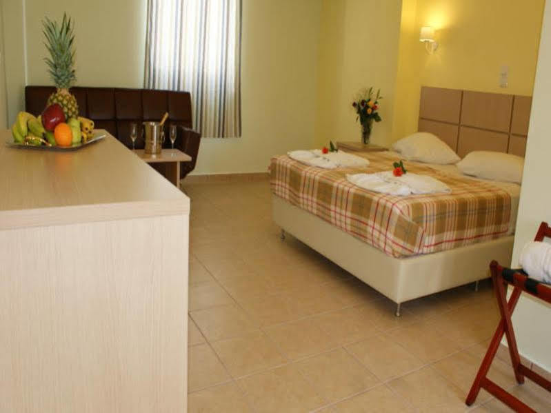 Jason Studios & Apartments Naxos City Экстерьер фото